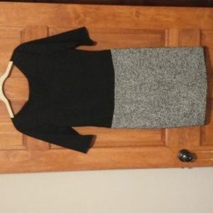 Talbots woman's size 6 short sleeve dress with lined wool skirt, back v-neck